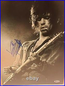 Autographed Rolling Stones/Keith Richards 11x14 Photo. Full Beckett Letter