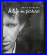 Keith-Richards-Autographed-Hand-Signed-Book-Life-of-Pictures-Rolling-Stones-GA-01-uvx