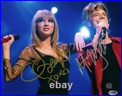 MICK JAGGER and TAYLOR SWIFT DUAL SIGNED AUTOGRAPH 8x10 PHOTO-ROLLING STONES
