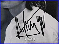Mick Jagger Rolling Stones Hand Signed 100% Geniune Autographed 10x8 Photo +