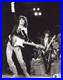 Ronnie-Wood-Rolling-Stones-Signed-10x8-Photo-ACG-CERT-AG75794-01-nflq