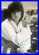 Ronnie-wood-signed-rolling-stones-and-faces-this-12x8photo-01-xmbv