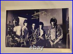 THE ROLLING STONES Photo Signed By All 5 WithAuthenticated Certificate