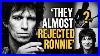 The-Guitarist-The-Rolling-Stones-Almost-Didn-T-Choose-In-1975-Ronnie-Wood-S-Secret-Audition-01-btlp